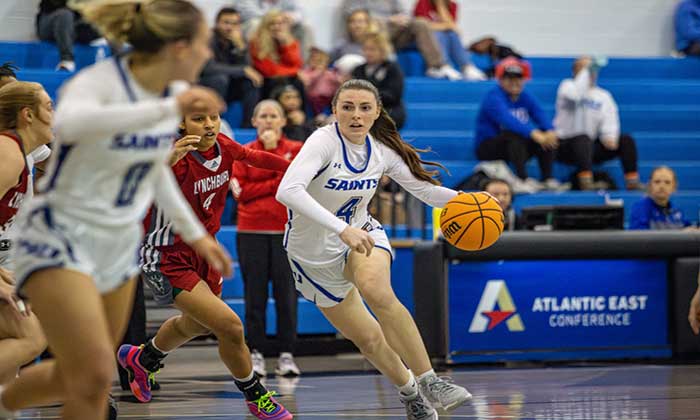 Generosity propels Marymount’s Honors Program, Women’s Athletics