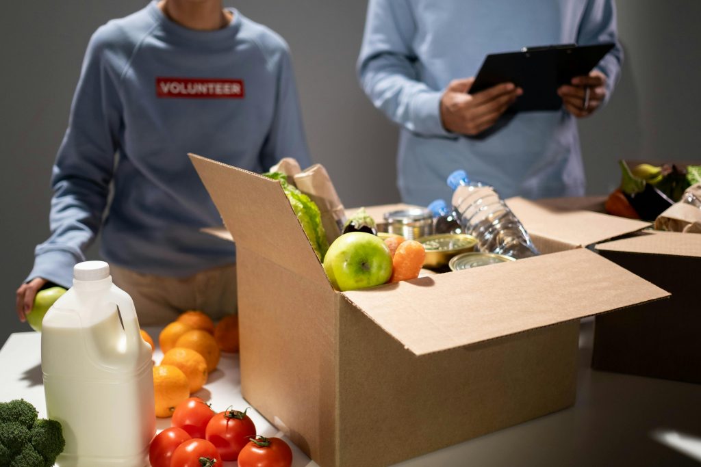 Saints giving back: holiday service opportunities for students