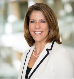 Jennifer Wise Siciliano smiles for a headshot