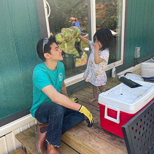 Marymount students give back during spring break service trips